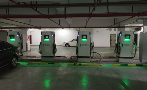 新站來(lái)啦，南通申港城全季酒店充電站